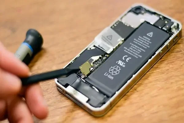 iphone各个电池参数?iphone电池排线撑大-第5张图片-技术汇