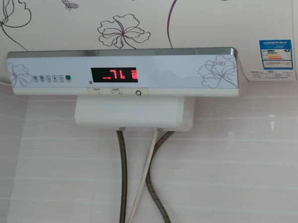 即热热水器的优缺点 即热热水器好吗(即热热水器水温多少?)-第2张图片-技术汇
